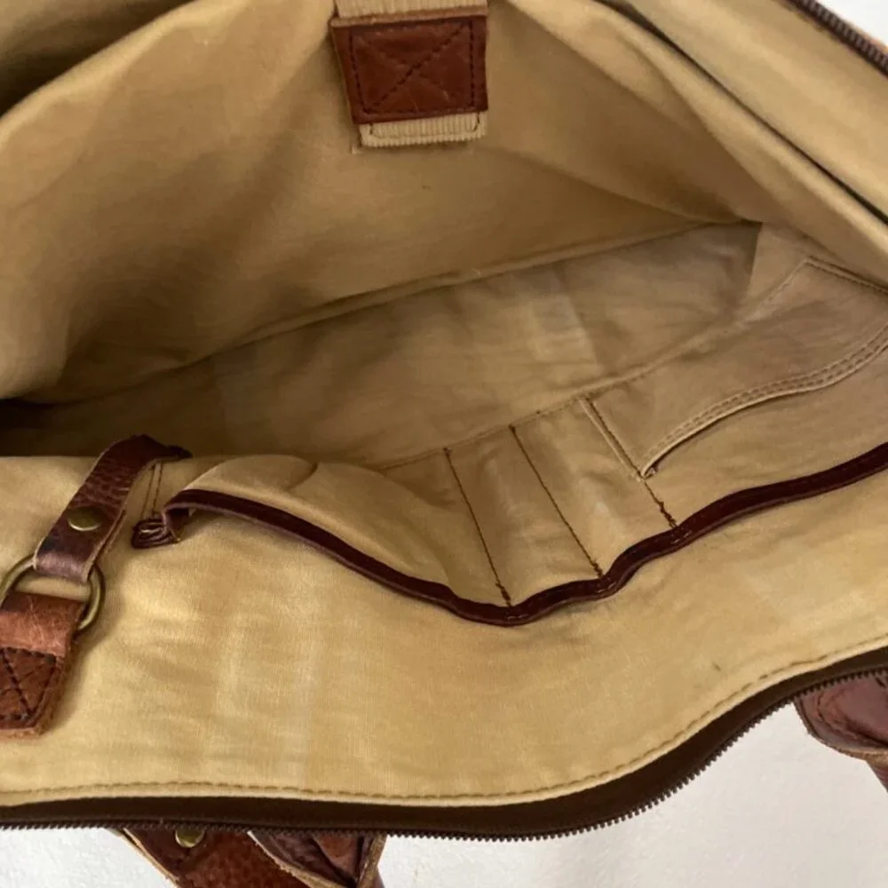 Duluth Trading Brown Leather Messenger Bag & Dust Bag Adjustable Shoulder Strap‎